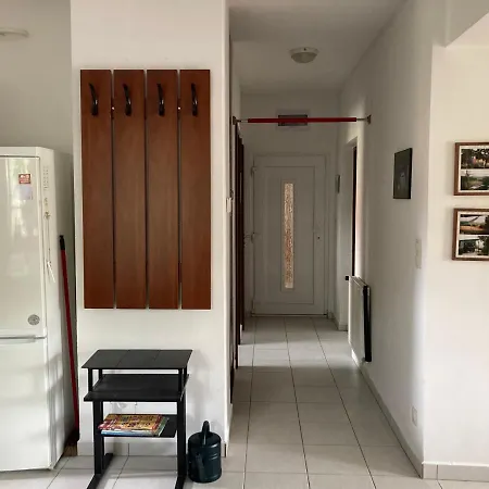 Lägenhet Chillhome Apartman